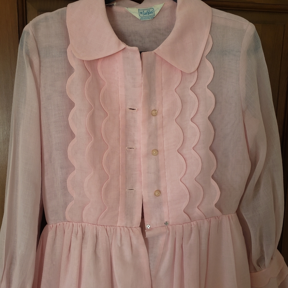 60s Vintage Pink Scallop Dress - Small - Picture 6 of 9